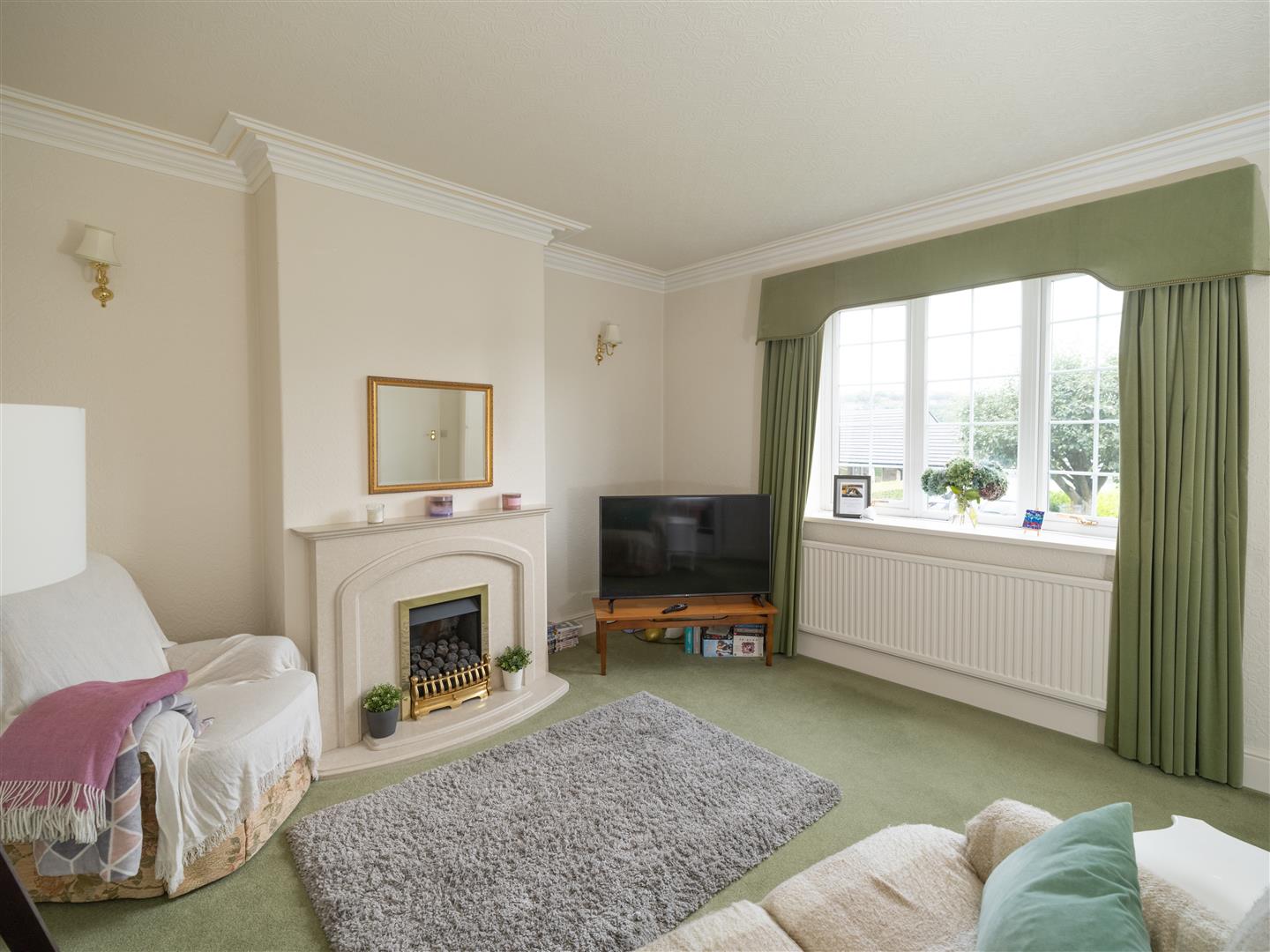 Binns Lane, Holmfirth HD9